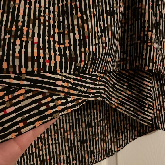 White House Black Market Sleeveless Top - Picture 3 of 6